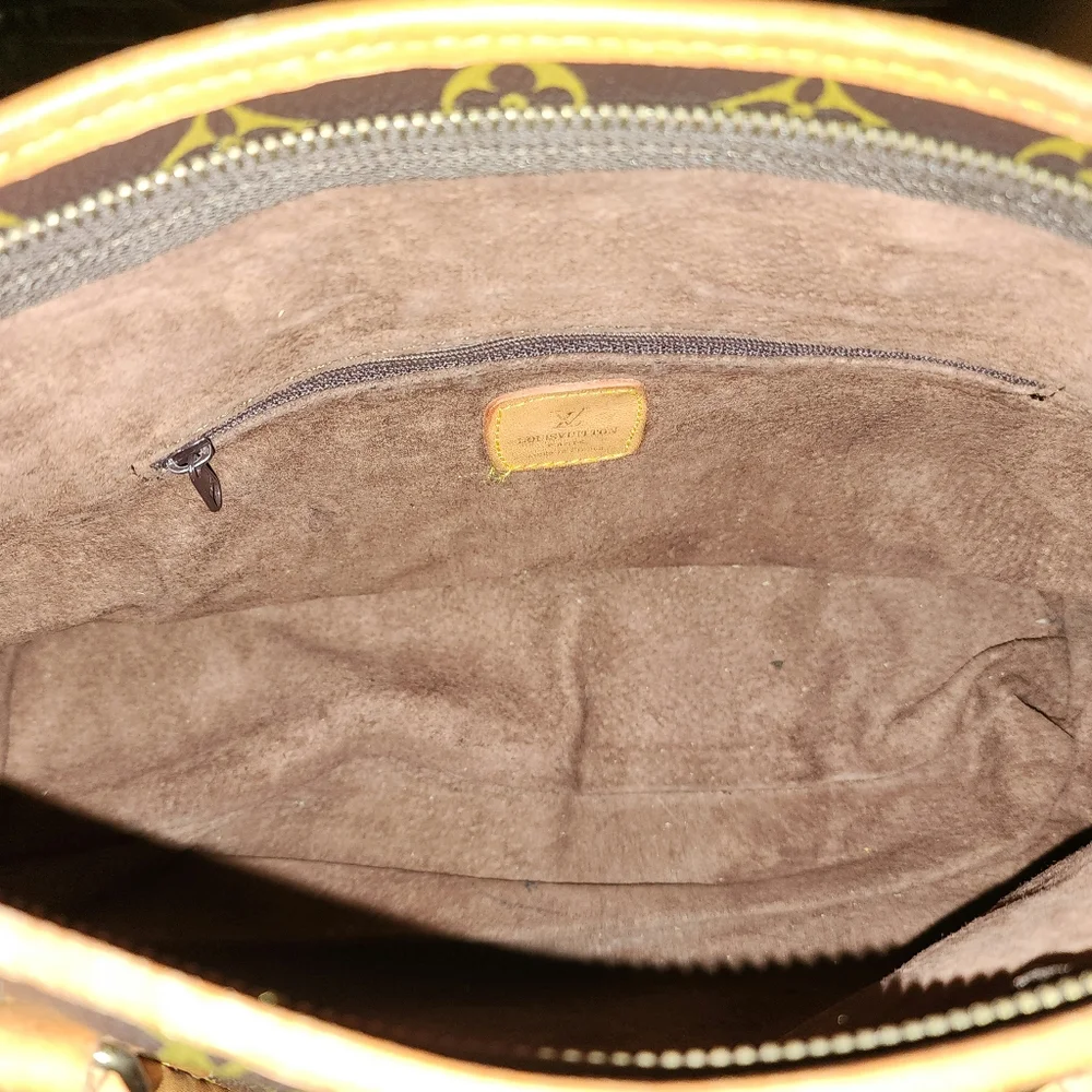 1960's Vintage Louis Vuitton Monogram Leather Handbag - Picture 7 of 16